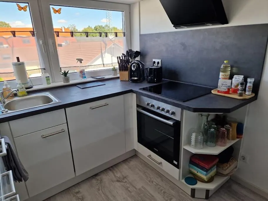 1,5 Zimmer Ferienwohnung Apartment In Ruhiger Lage Stadtnah Neu In Brunnthal