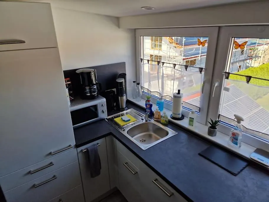 1,5 Zimmer Ferienwohnung Apartment In Ruhiger Lage Stadtnah Neu In Brunnthal